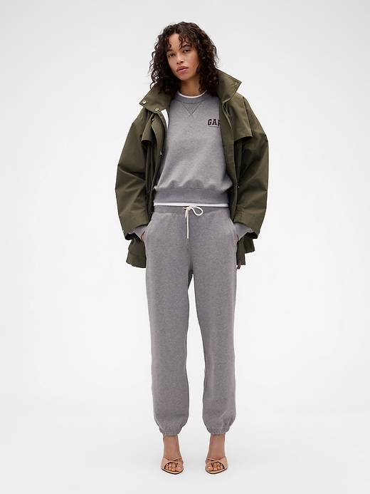 L'image numéro 1 présente Pantalon de jogging en jersey bouclette Gap × Victoria Beckham