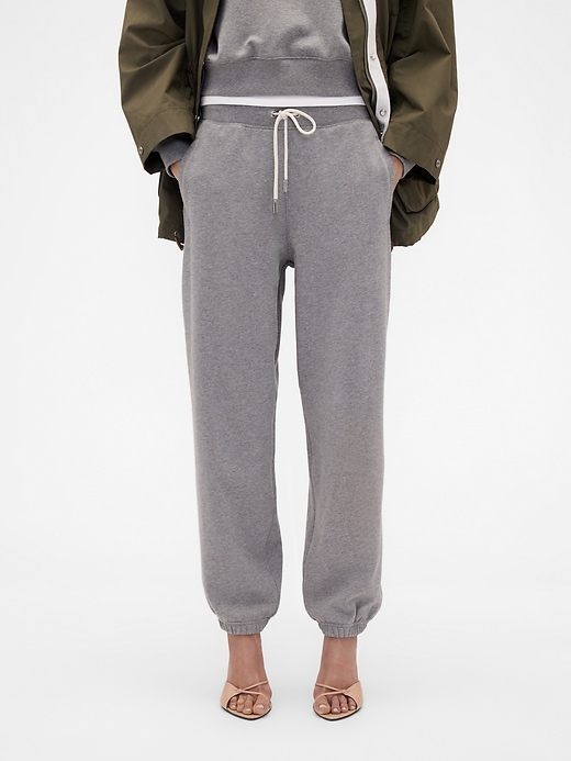 L'image numéro 2 présente Pantalon de jogging en jersey bouclette Gap × Victoria Beckham