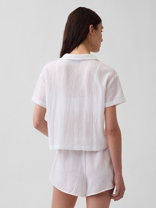 L'image numéro 3 présente Chemisier de pyjama surdimensionné en gaze froissée