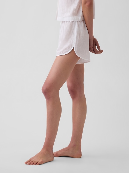 L'image numéro 3 présente Short de pyjama en gaze froissée
