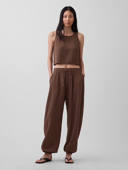 L'image numéro 5 présente Camisole à dos nageur en gaze de coton