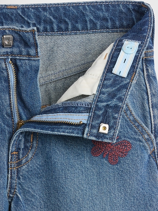 L'image numéro 5 présente Jean ballon brodé à taille basse pour Enfant