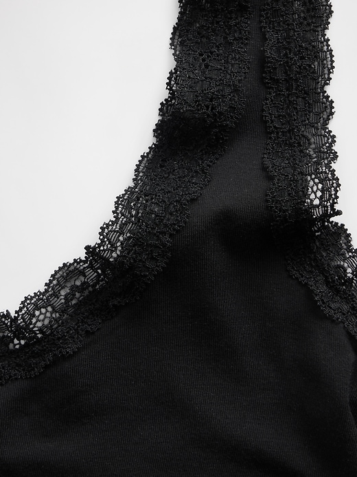 L'image numéro 4 présente Camisole de pyjama en modal ultra-doux à bordure en dentelle