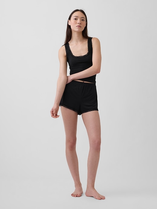 L'image numéro 1 présente Short de pyjama en modal ultra-doux à bordure en dentelle