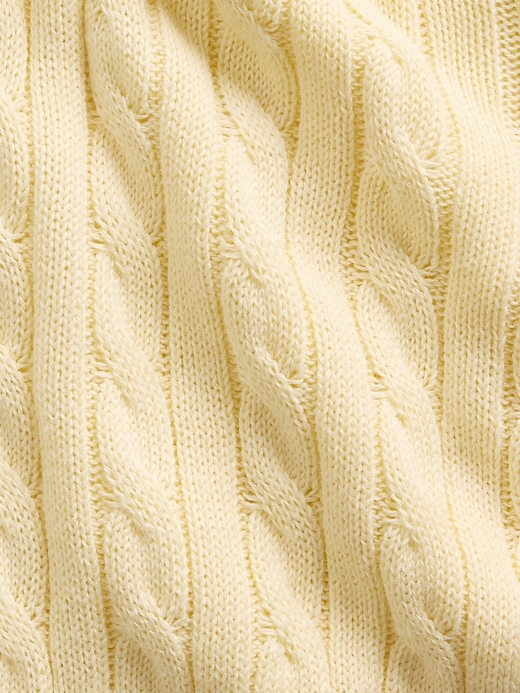 L'image numéro 5 présente Veste à capuchon en tricot torsadé pour Enfant