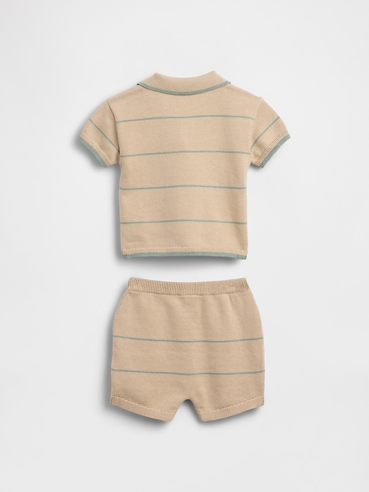 L'image numéro 2 présente Ensemble avec polo à rayures pour Bébé