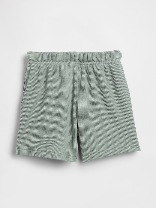 L'image numéro 3 présente Short gaufré à taille extensible pour Bébé et Tout-petit