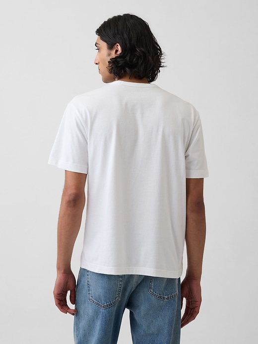 L'image numéro 3 présente T-shirt à logo Gap incurvé