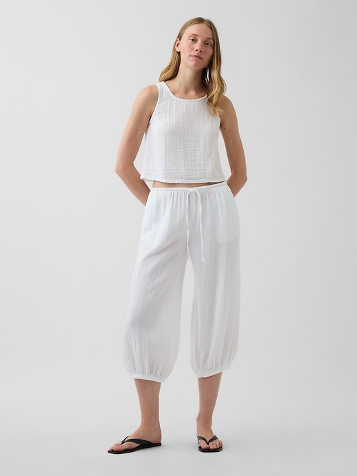 L'image numéro 1 présente Pantalon gaucho décontracté coupe baril en gaze de coton