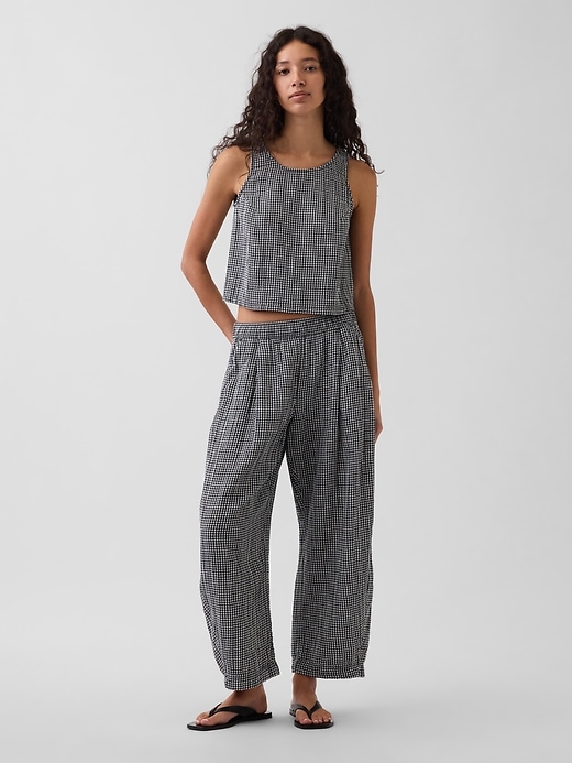 L'image numéro 1 présente Pantalon décontracté coupe baril en gaze de coton