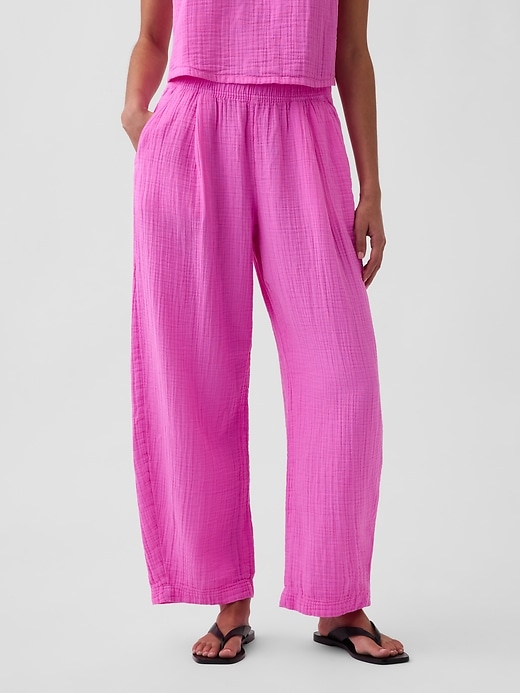 L'image numéro 2 présente Pantalon décontracté coupe baril en gaze de coton