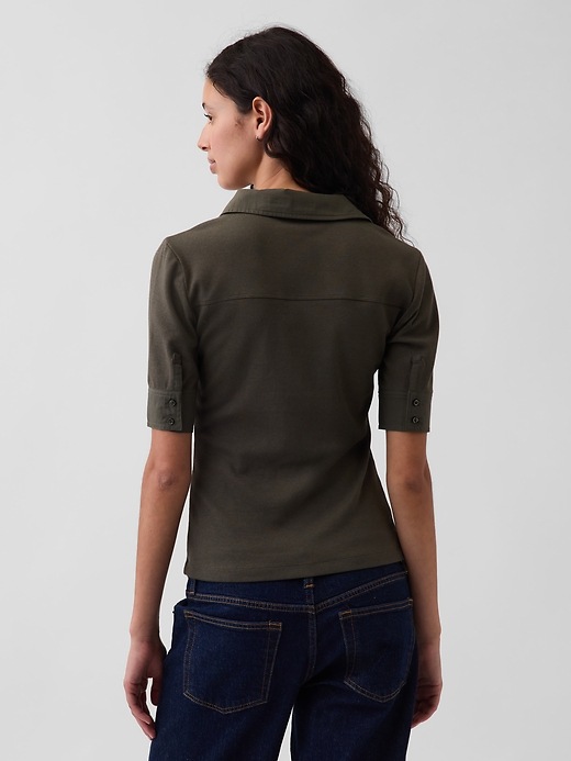 L'image numéro 3 présente T-shirt utilitaire moderne à manches au coude