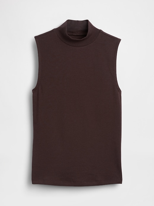 L'image numéro 5 présente Camisole moderne à col montant