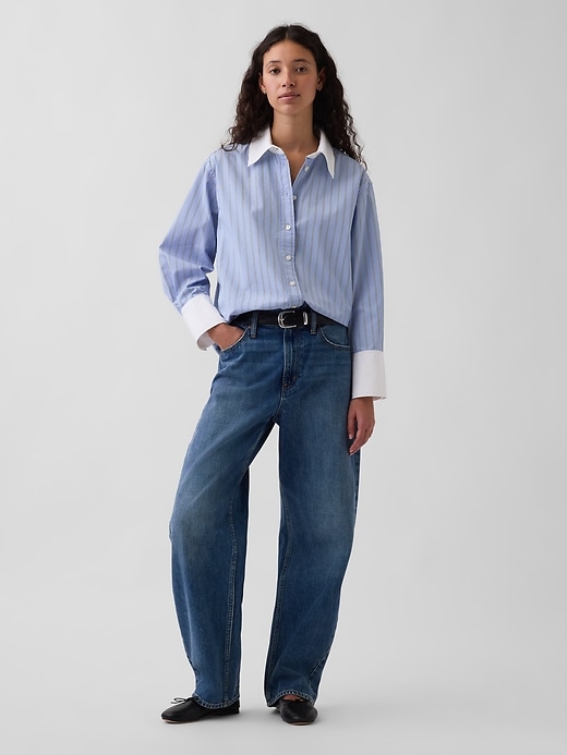 L'image numéro 2 présente Chemise ample en popeline de coton biologique