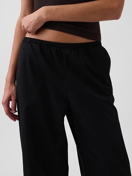 L'image numéro 6 présente Pantalon confort décontracté à jambe large à taille mi-basse