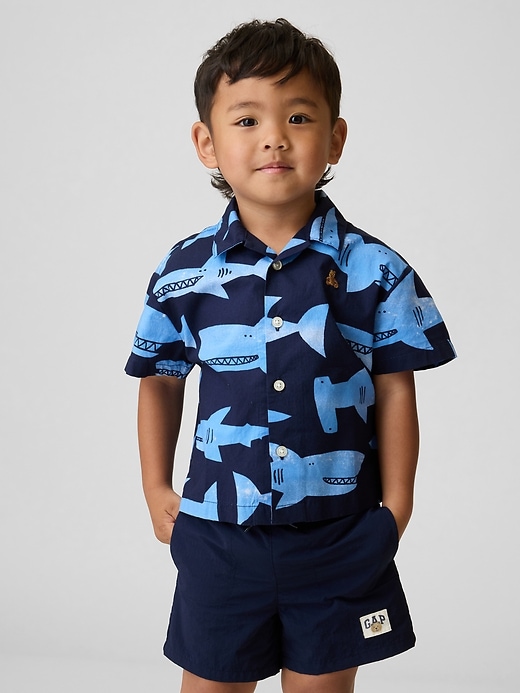 L'image numéro 4 présente Chemise en popeline de coton biologique à motif pour Bébé et Tout-petit