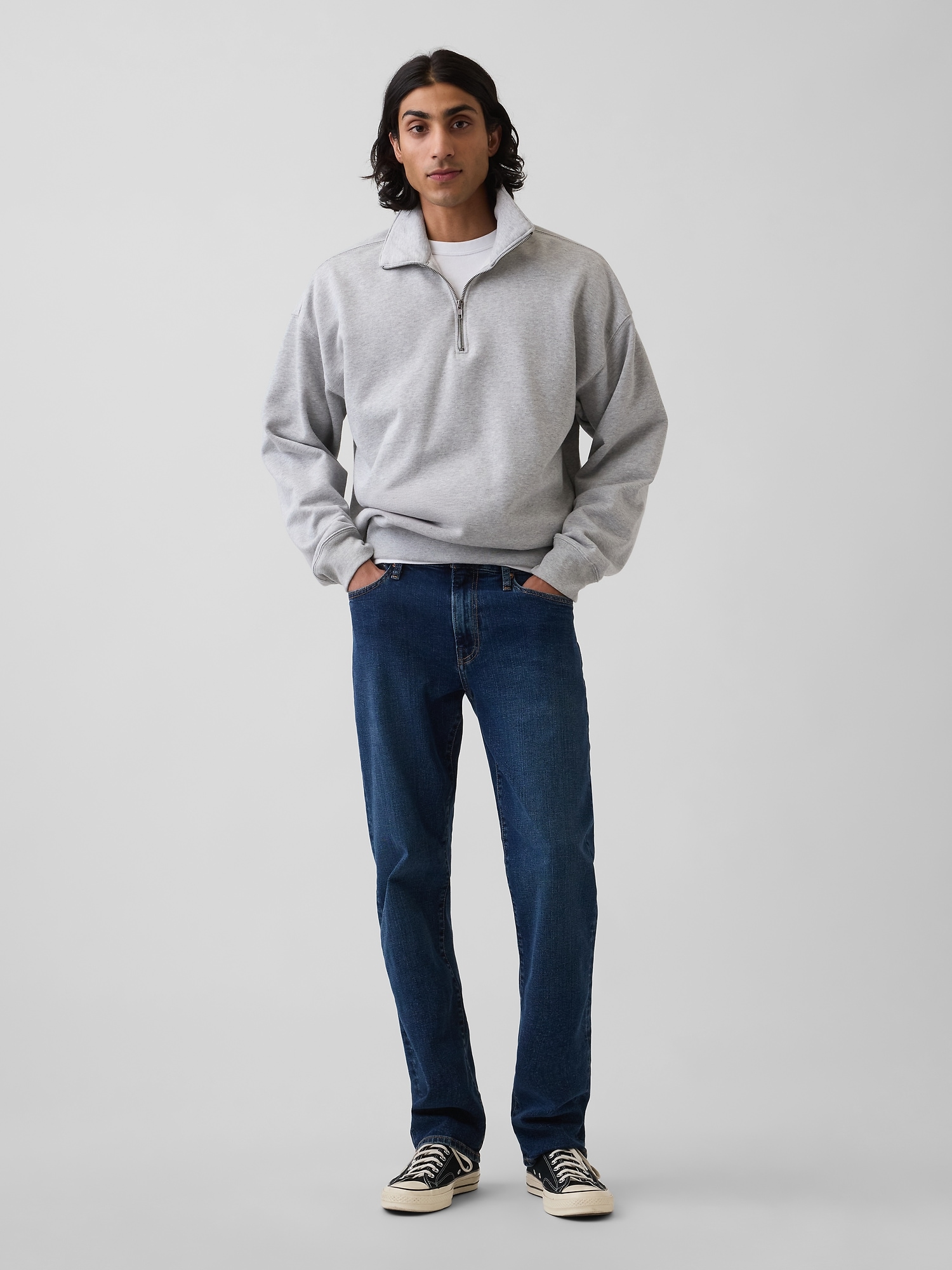 Straight Jeans