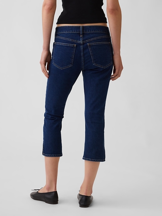 L'image numéro 5 présente Jean capri à taille basse