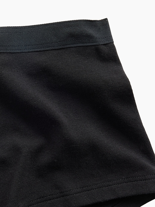 L'image numéro 3 présente Short court en coton biologique extensible PureDouceur