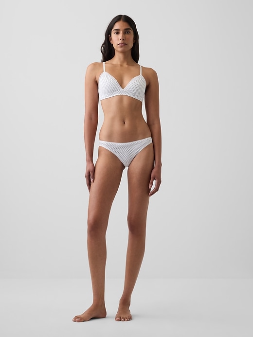 L'image numéro 4 présente Soutien-gorge léger à bonnets triangulaires en coton biologique extensible PureDouceur à bordure en dentelle