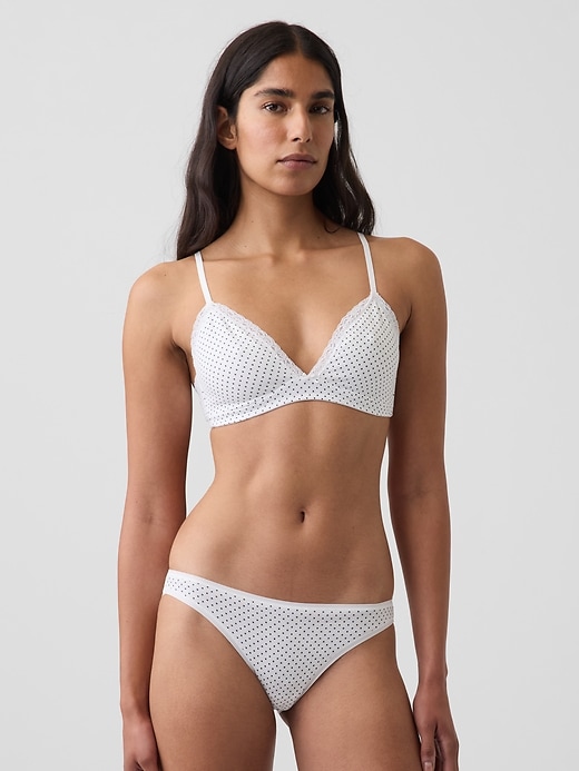 L'image numéro 1 présente Soutien-gorge léger à bonnets triangulaires en coton biologique extensible PureDouceur à bordure en dentelle