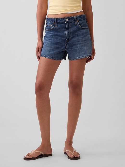 L'image numéro 2 présente Short droit décontracté à taille haute en denim, 9 cm