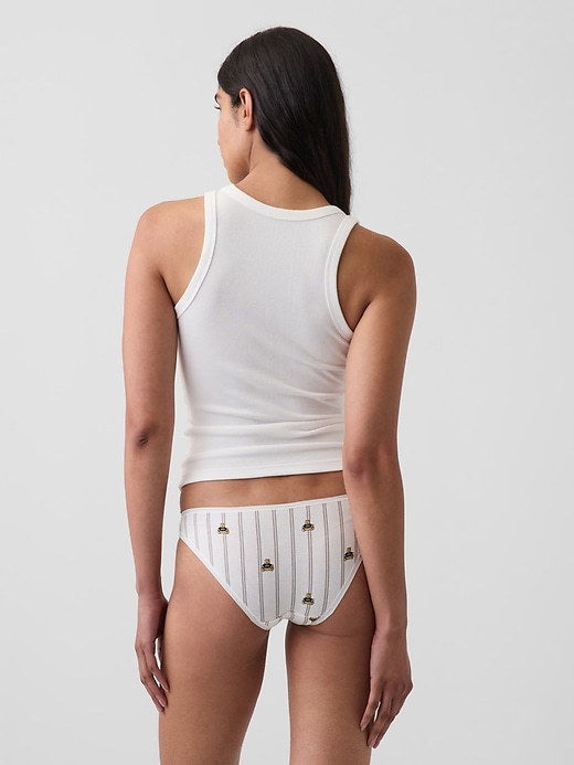 L'image numéro 2 présente Culotte audacieuse en coton biologique extensible PureDouceur