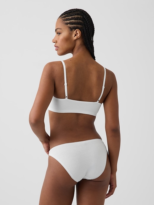 L'image numéro 2 présente Soutien-gorge léger à encolure dégagée en coton biologique extensible PureDouceur