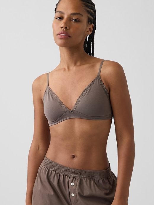 L'image numéro 5 présente Soutien-gorge léger à bonnets triangulaires en coton biologique extensible PureDouceur à bordure en dentelle