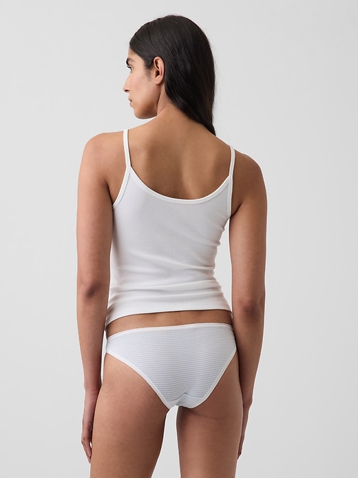 L'image numéro 2 présente Culotte audacieuse en coton biologique extensible PureDouceur