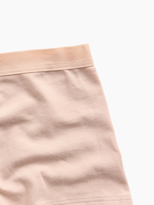 L'image numéro 3 présente Short court en coton biologique extensible PureDouceur