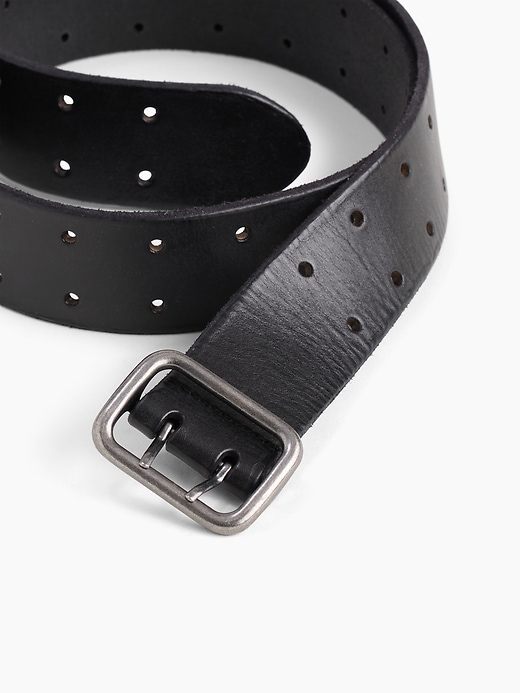 L'image numéro 2 présente Ceinture en cuir à double ardillon