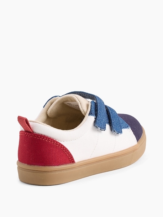 Image number 3 showing, Toddler Colorblock Sneakers