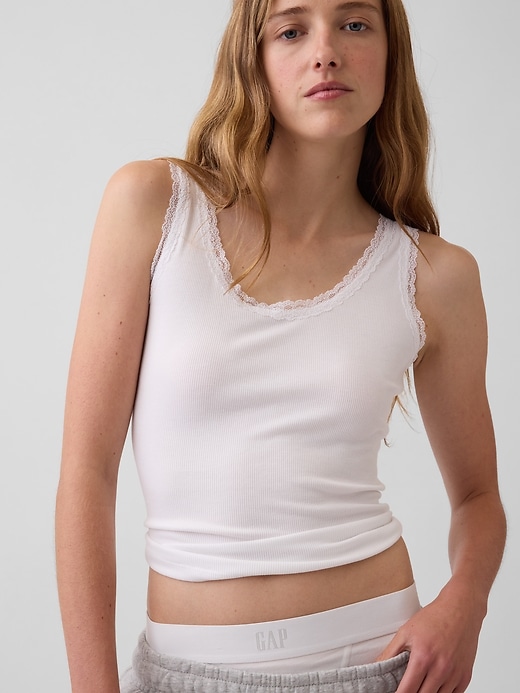 L'image numéro 6 présente Camisole de pyjama finement côtelé à dentelle