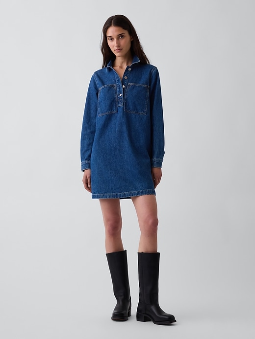L'image numéro 1 présente Robe droite courte en denim