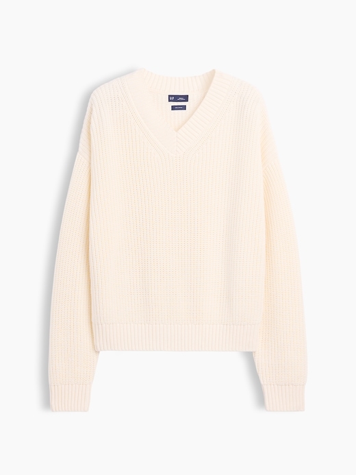Image number 6 showing, 100% Cotton Oversized Shaker V-Neck Sweater