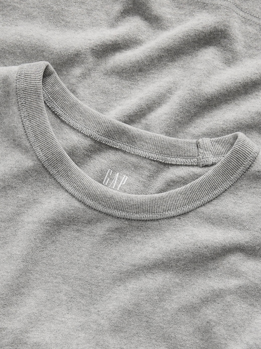 Image number 4 showing, Adult Heavyweight Crop T-Shirt