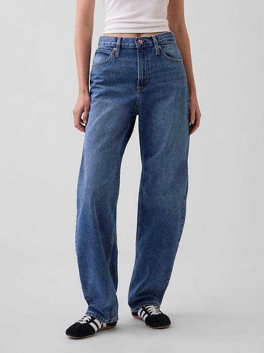 L'image numéro 2 présente Jean coupe baril à taille haute