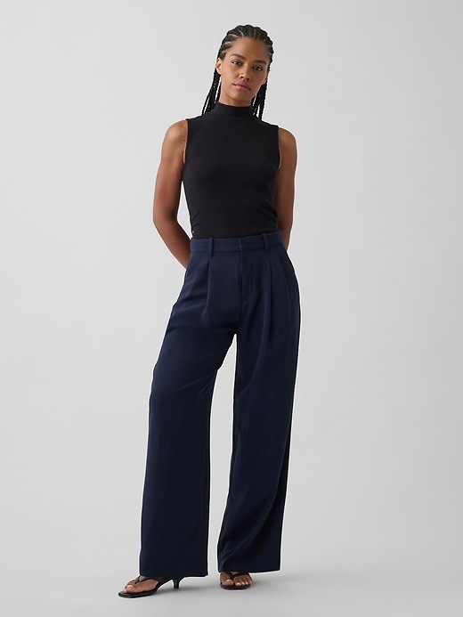 L'image numéro 1 présente Pantalon 365 profilé à taille haute à plis