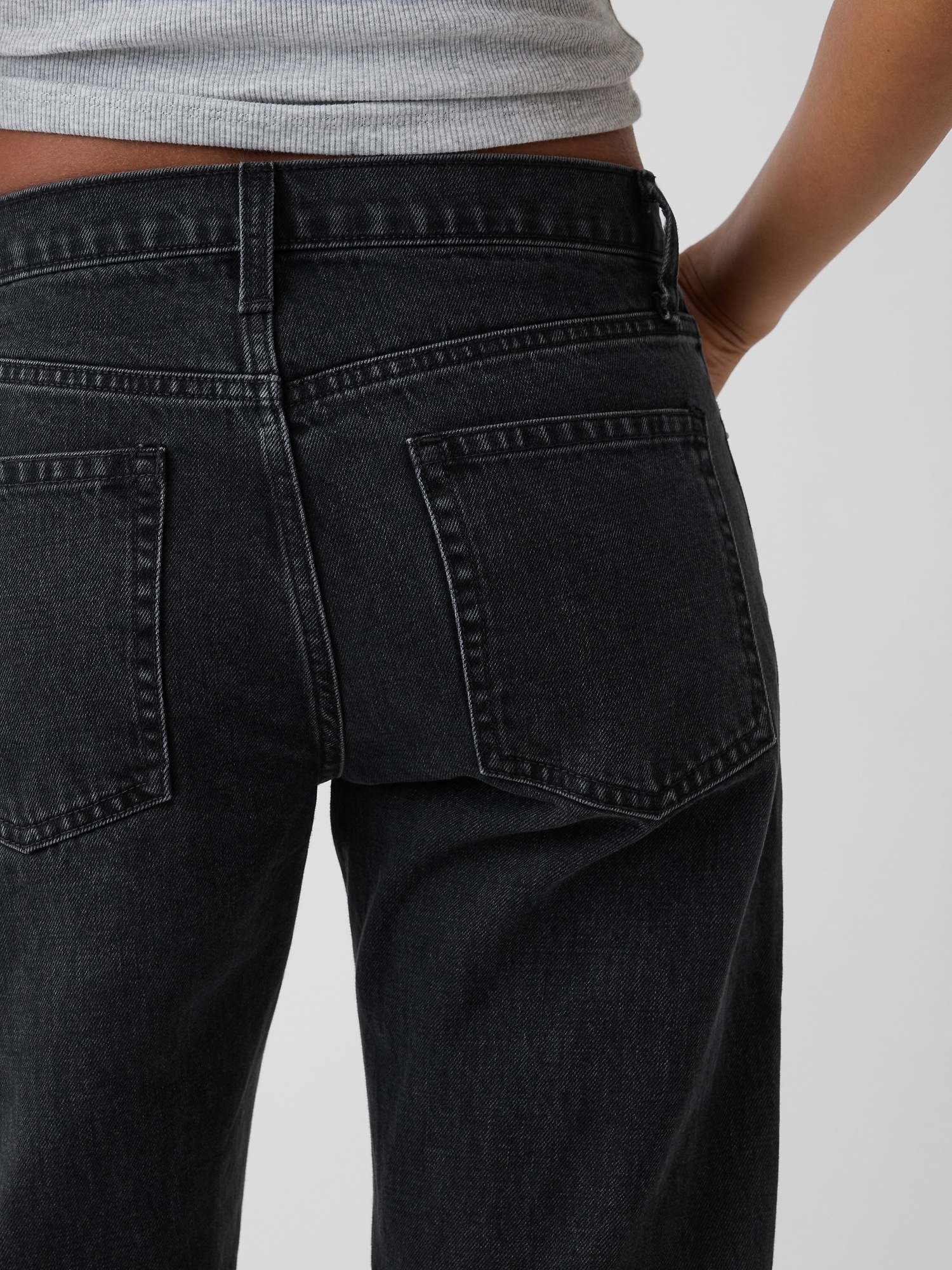Mid Rise Straight Taper Jeans