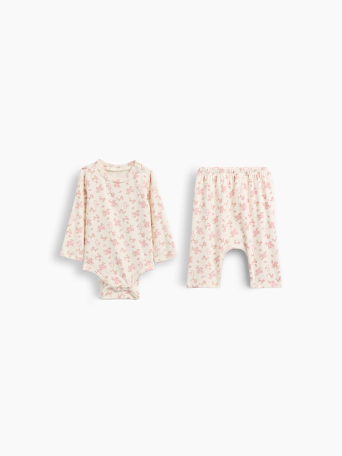 ENSEMBLE CACHE-COUCHE EN TRICOT SOYEUX POUR BÉBÉ