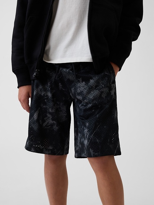 L'image numéro 5 présente Short de sport en maille pour Enfant, entrejambe de 20 cm