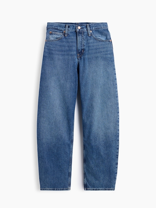 L'image numéro 7 présente Jean coupe baril à taille haute