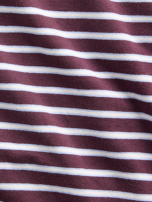 L'image numéro 4 présente T-shirt moulant en jersey