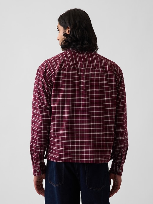 L'image numéro 3 présente Chemise oxford courte décontractée à ourlet droit