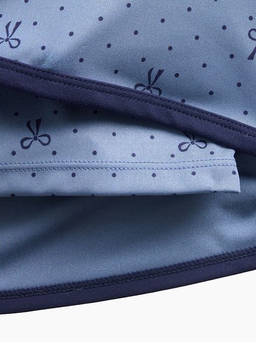 L'image numéro 6 présente Robe de sport pour Enfant