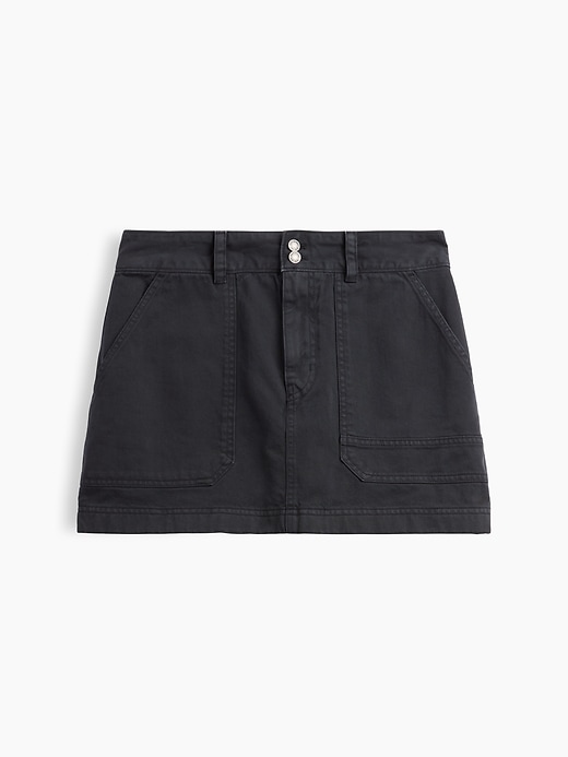 L'image numéro 6 présente Jupe-short utilitaire courte à taille haute
