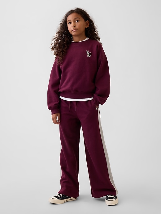 L'image numéro 1 présente Pantalon ballon en coton ouaté VintageDoux de style universitaire pour Enfant