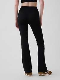Image number 4 showing, GapFit Smooth High Rise Baby Boot Leggings