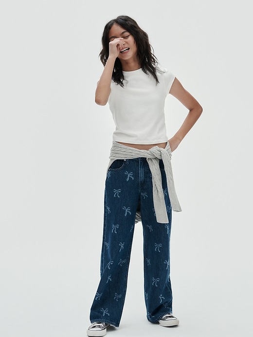 L'image numéro 8 présente Jean sportif jambe large à taille basse pour Enfant